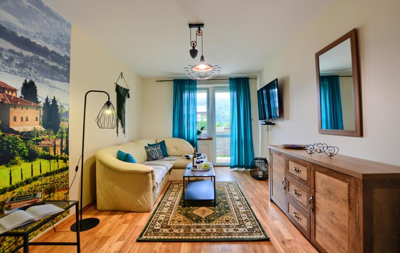 Apartamenty Bieszczadzki Aniol Ustrzyki Dolne Exteriör bild