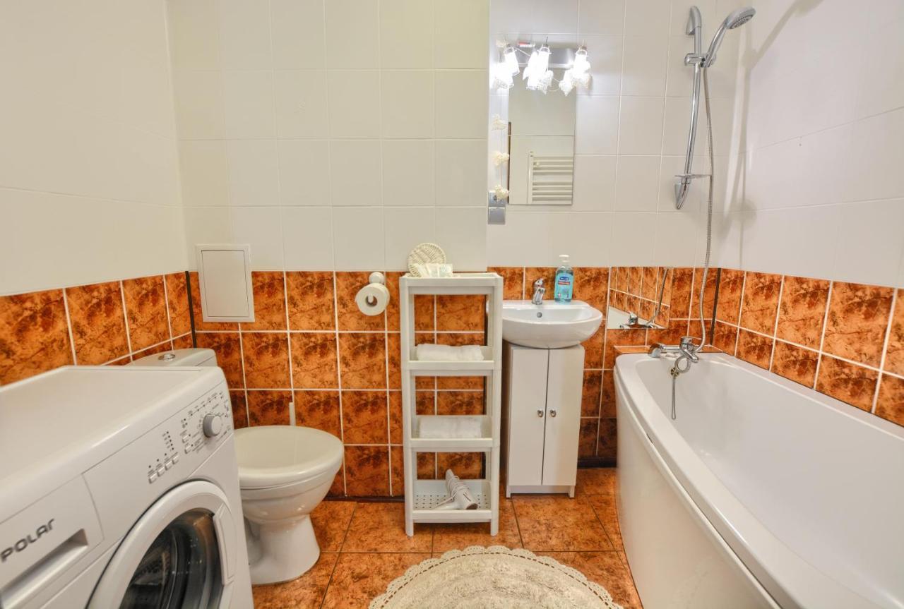 Apartamenty Bieszczadzki Aniol Ustrzyki Dolne Exteriör bild
