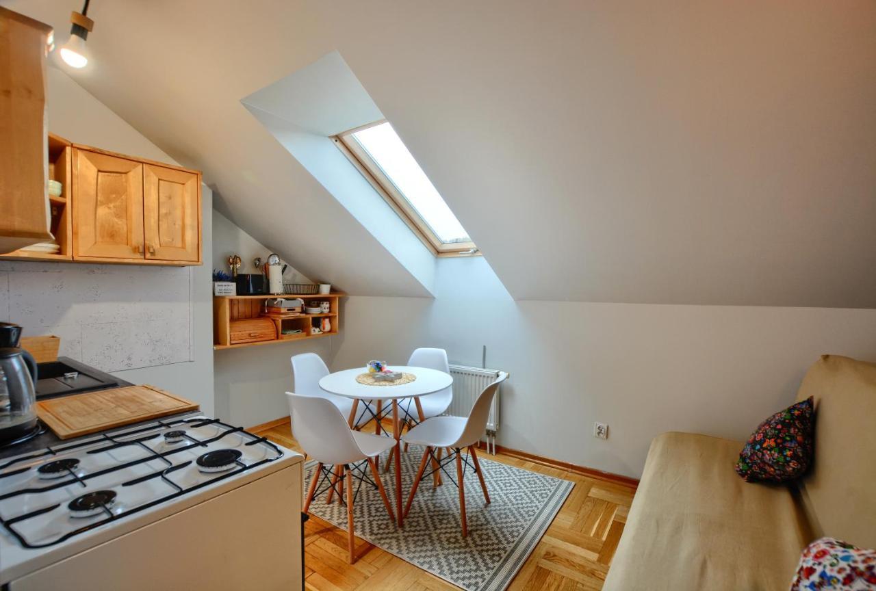 Apartamenty Bieszczadzki Aniol Ustrzyki Dolne Exteriör bild